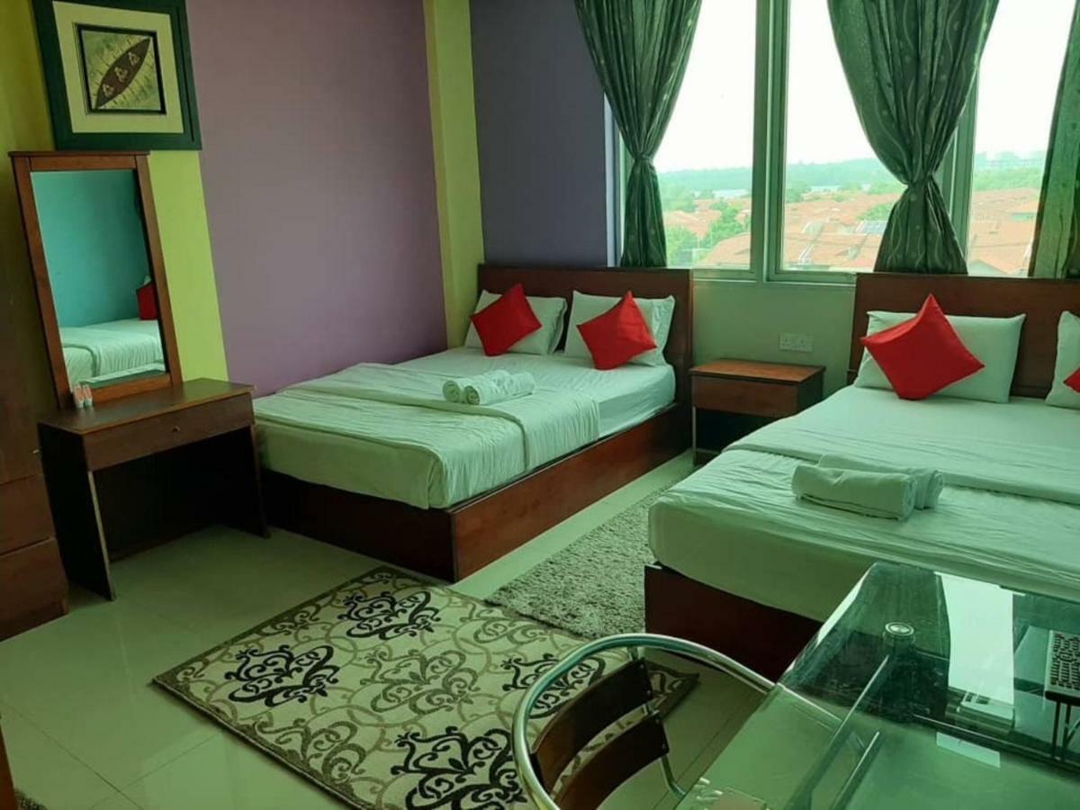 Saujana City Hotel Bandar Saujana Putra Екстериор снимка