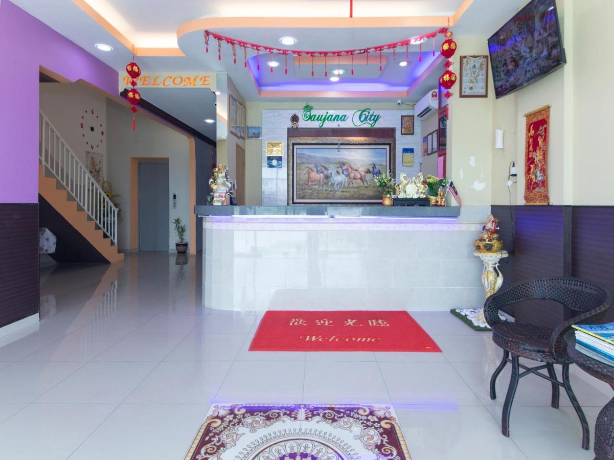 Saujana City Hotel Bandar Saujana Putra Екстериор снимка