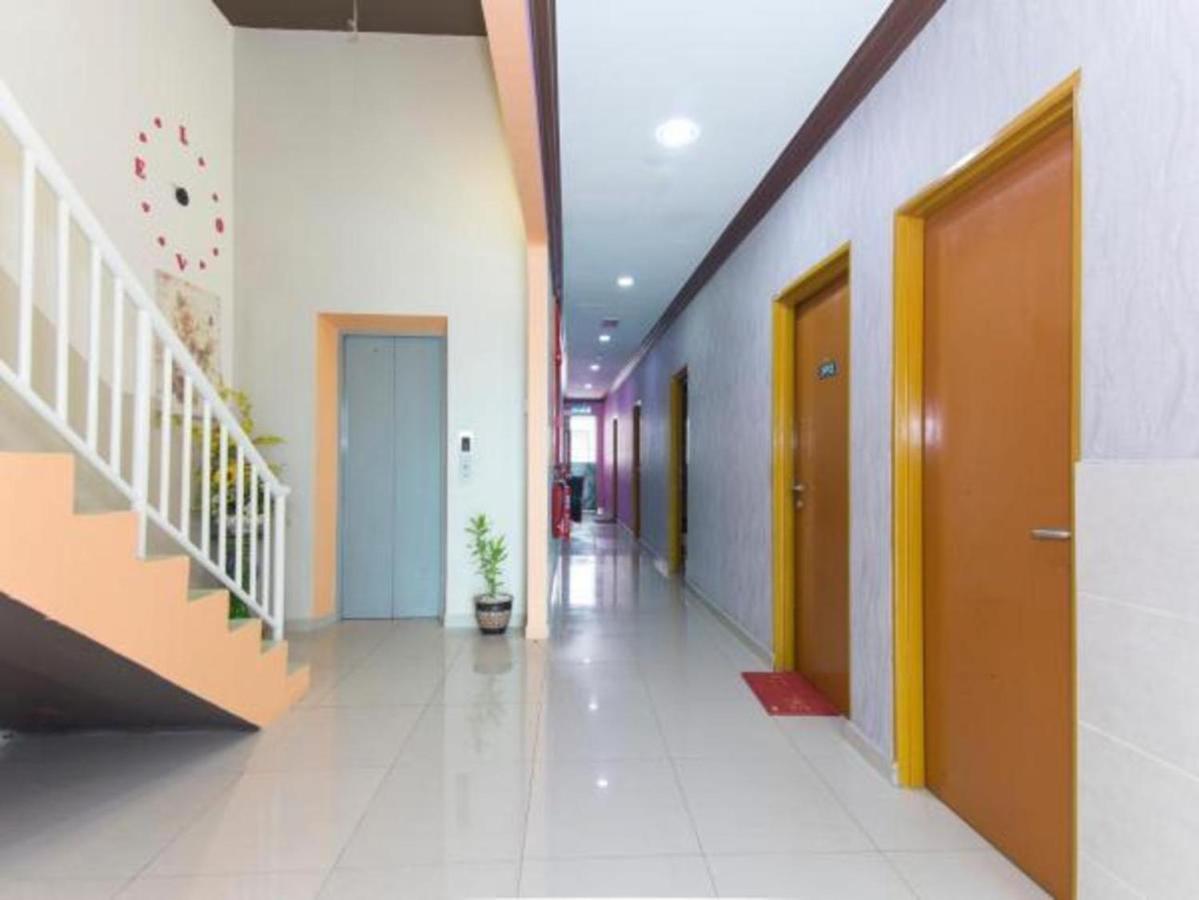 Saujana City Hotel Bandar Saujana Putra Екстериор снимка